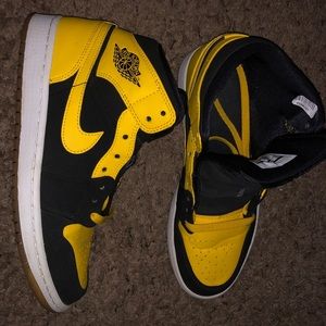Jordan 1 "New Love" 2017